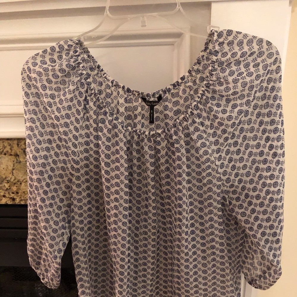 Navy blue/gray blouse